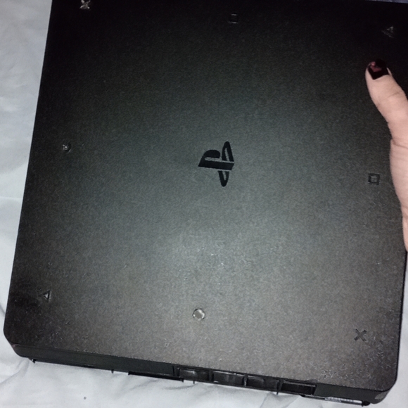Sony PlayStation 4 - Parts Only!!